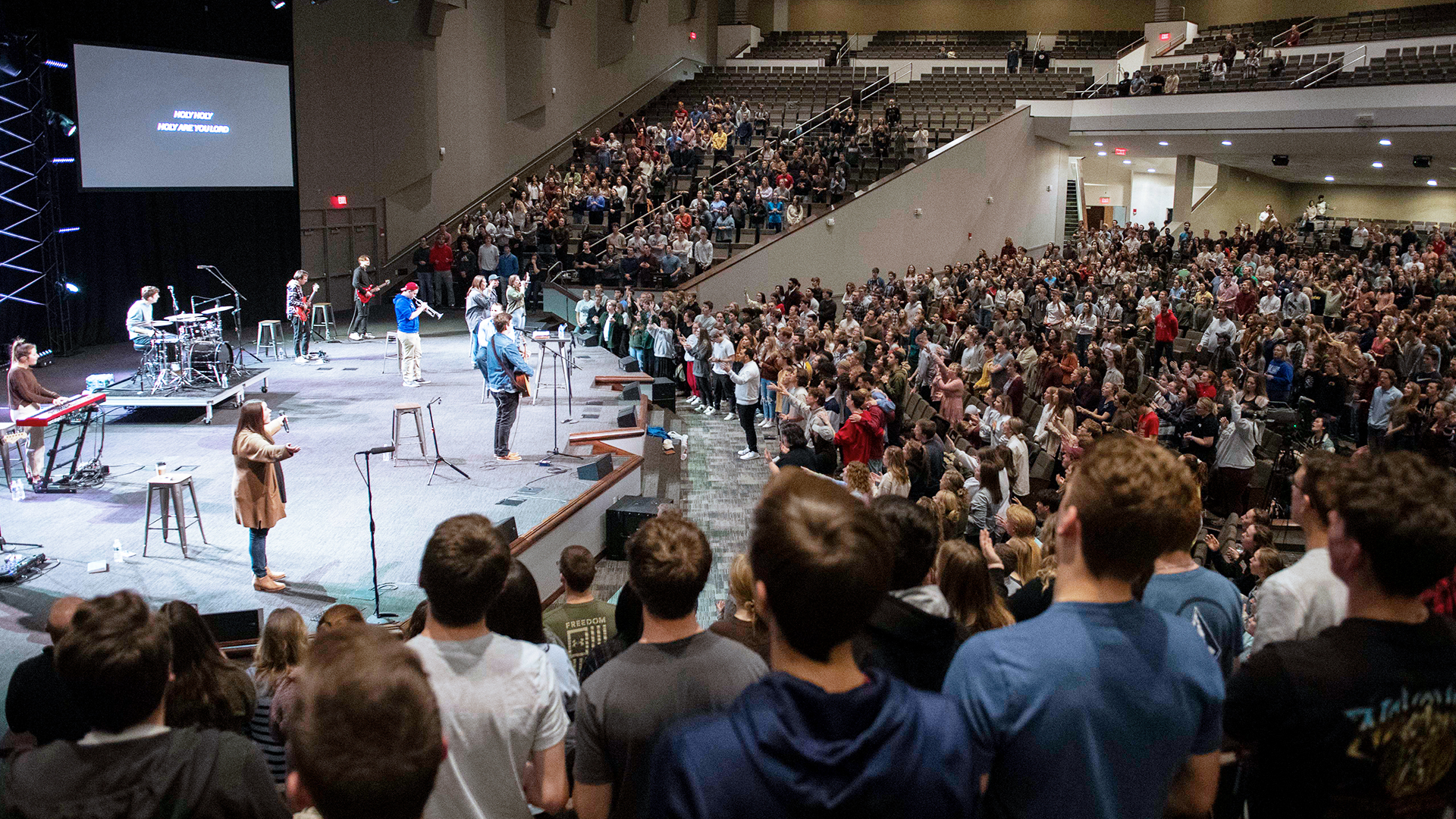 Revival Spreads to Cedarville and Samford Universities 'God Is Working