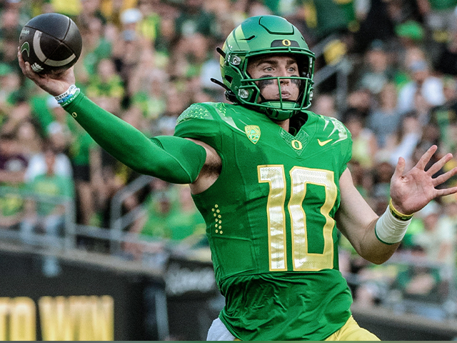 Oregon Quarterback Bo Nix Thanks Jesus for His Blessings as Ducks