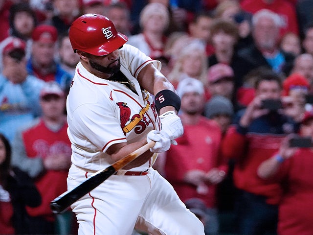 St. Louis Cardinals slugger Albert Pujols chases 700 home run