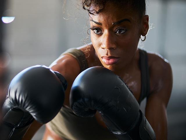african american woman boxing