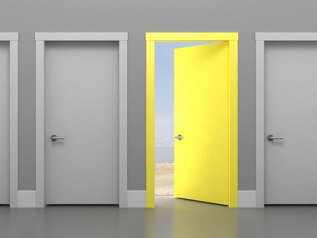 choose-yellow-door_SI.jpg