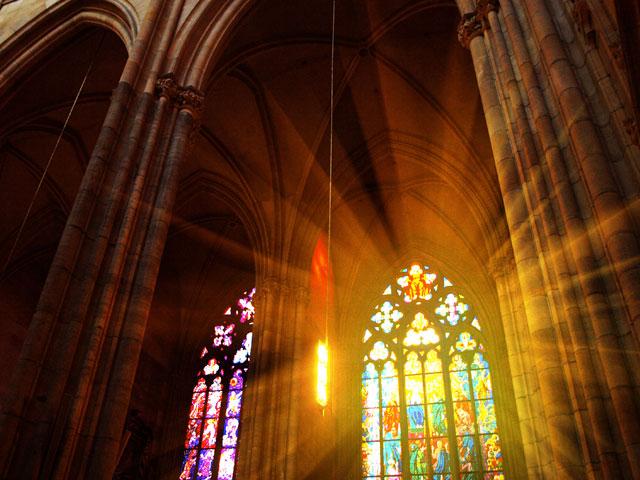 church-cathedral-sunlight_SI.jpg