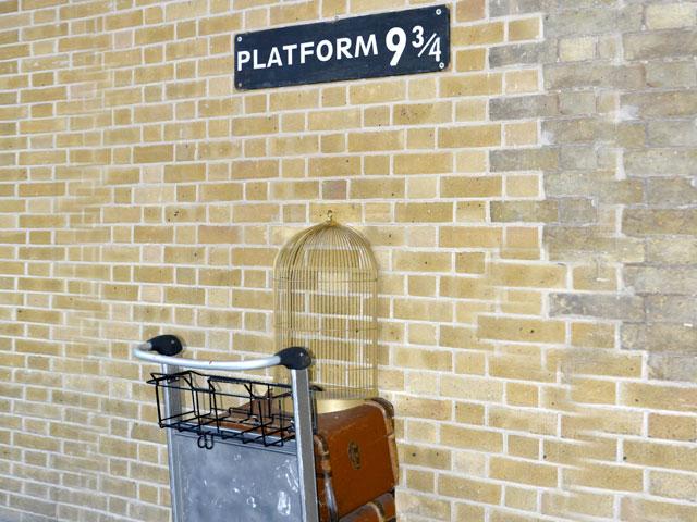 Harry Potter, 9 3/4 train platform