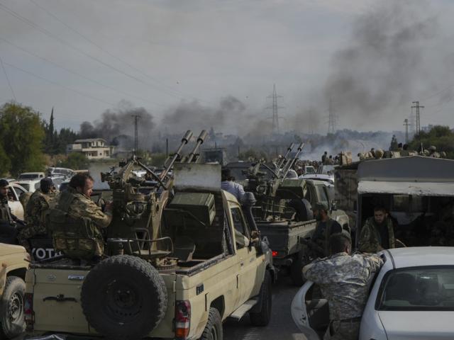 Syrian army forces head to the villages of the Latakia countryside and the Syrian coast with heavy weapons to fight against the fighters linked to Syria&#039;s ousted leader Bashar al-Assad, March 7, 2025. (Photo: Moawia Atrash/picture-alliance/dpa/AP Images)