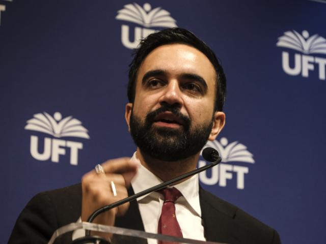 Mayoral Candidate Zohran Mamdani gets endorsed by the United Teachers Federation in downtown Manhattan on July 9th 2025 Credit: Kaite Godowski / MediaPunch /IPX