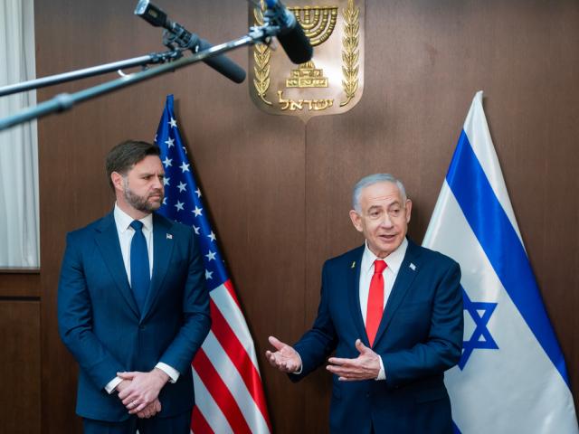 U.S. Vice President JD Vance and Israel&#039;s Prime Minister Benjamin Netanyahu, right, meet at the Prime Minister&#039;s Office in Jerusalem, Wednesday, Oct. 22, 2025. (Nathan Howard/The New York Times via AP, Pool)