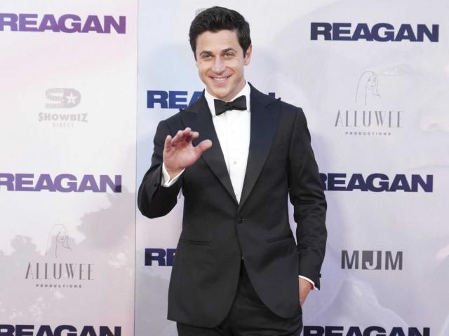 David Henrie