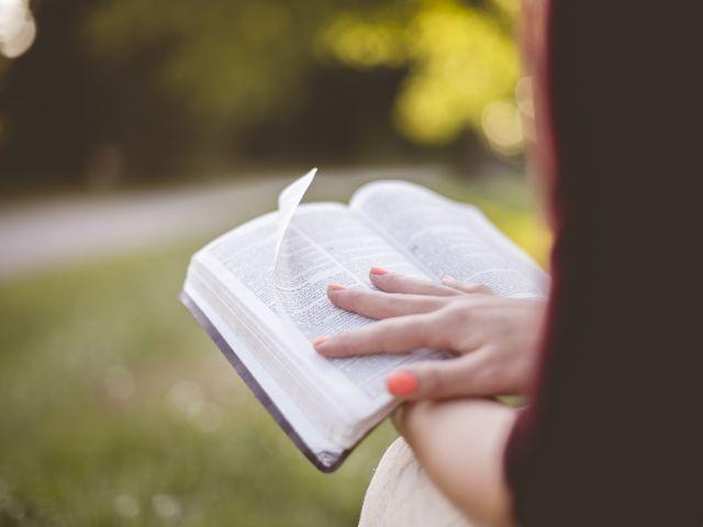 outside reading bible