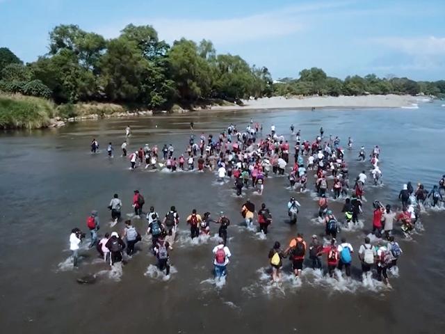 Migrants Crossing the Rio Grande River into the US