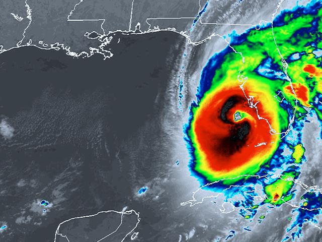 An infrared image of Hurricane Ian as it nears Florida (Courtesy: NOAA)