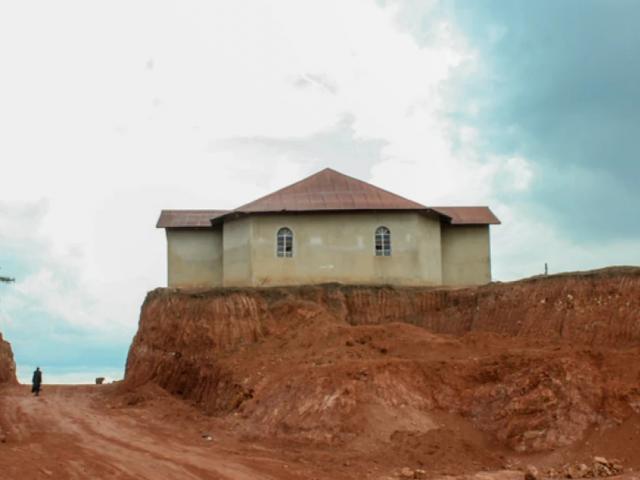 imagen_cbn_iglesia_en_uganda_2.jpg