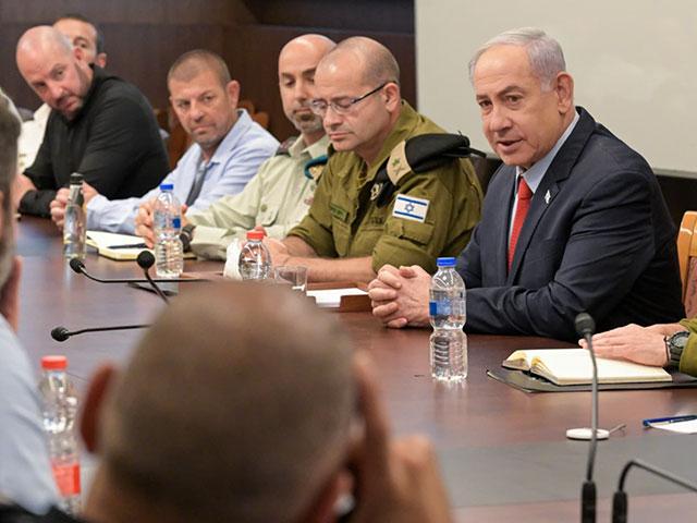 Prime Minister Benjamin Netanyahu met with Israel National Defense College cadets and briefed them on the combat in the Gaza Strip. July 1, 2024. Photo Credit: Koby Gideon (GPO).