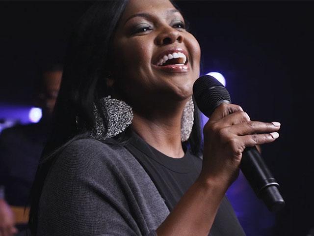 sumc74_cece_winans_si.jpg