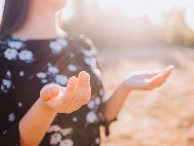 hands in the sunshine