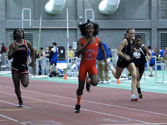 Transgender athlete Terry Miller wins the 55-meter dash over trans athlete Andraya Yearwood, far left, both defeating the girls in the Connecticut girls Class S indoor track meet at Hillhouse High School in New Haven, Conn., Feb. 7, 2019 (AP photo)