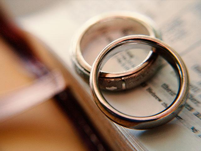 Wedding Rings Bible 