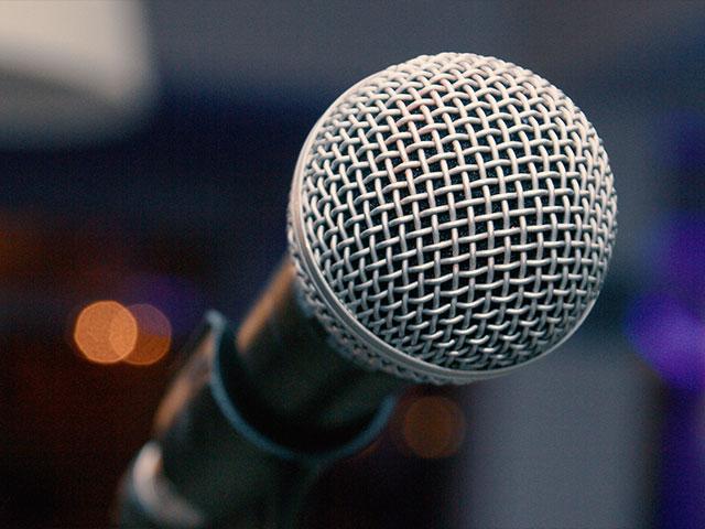 Microphone