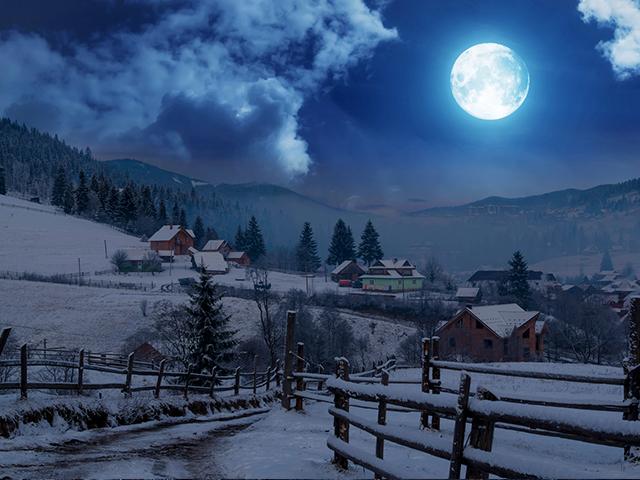 moon-snow-farmhouse_SI.jpg