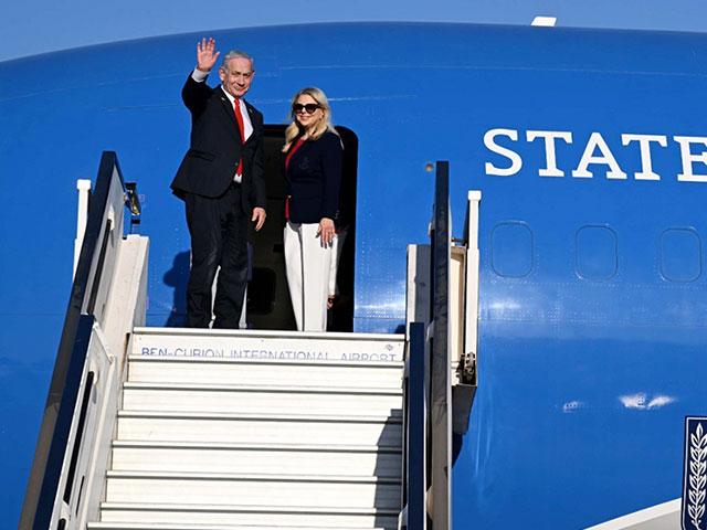 Israeli Prime Minister Benjamin Netanyahu and his wife Sara before departing for Washington, D.C., on a diplomatic visit, July 7, 2025. Photo Credit: Avo Ohayon, GPO.
