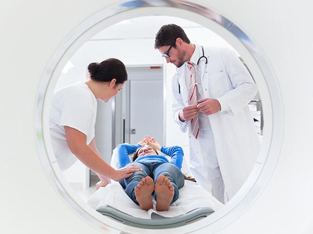 patient-medical-mri_SI.jpg