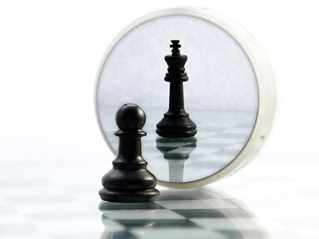 pawn-king-chessboard_si.jpg