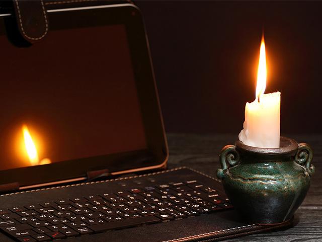 power-outage-candle_si.jpg