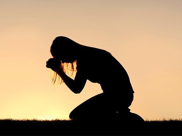 prayer-silhouette-sunrise_si.jpg