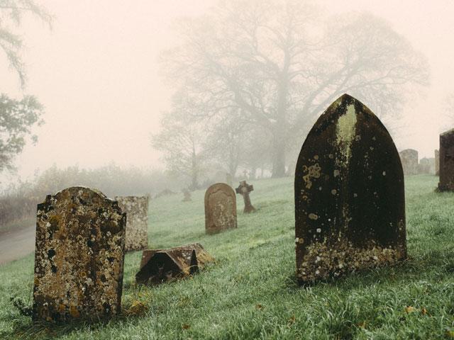tombstone-cemetery-death_SI.jpg