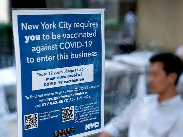 Vaccination is required to dine in restaurants in New York (AP Photo/Seth Wenig)