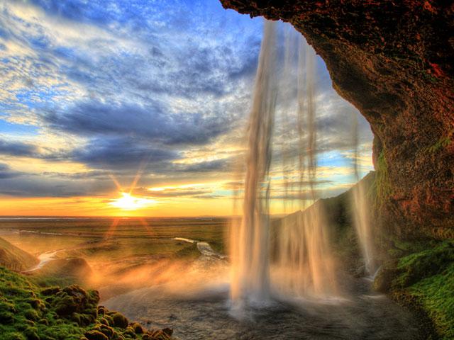 waterfall-sunset-majesty