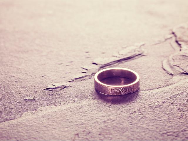 wedding-ring-pavement_SI.jpg