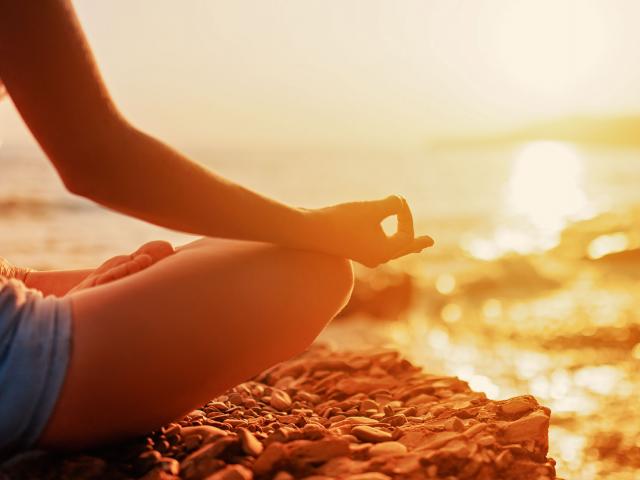 womanyogaas