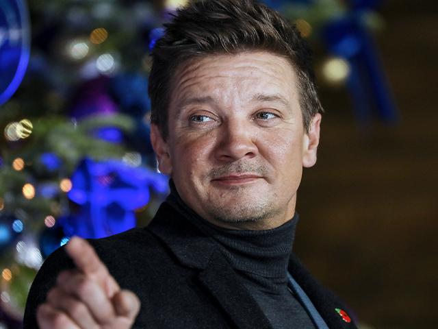 Sheriff Gives Update On 'Avengers' Star Jeremy Renner After Snow ...