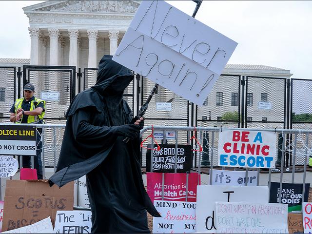 MUST SEE Extremists Threaten to Murder Supreme Court Justices DHS Says