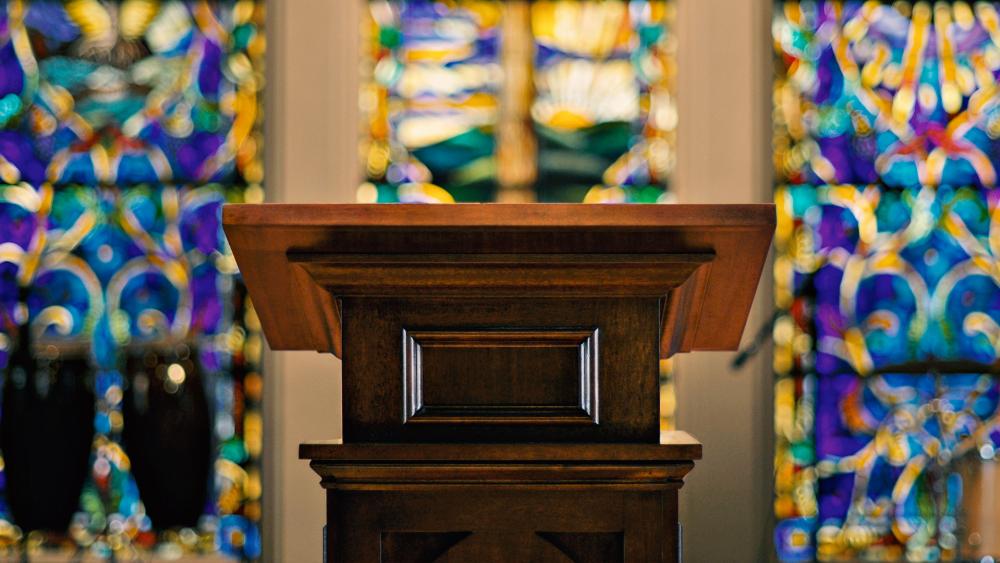 churchpodiumas