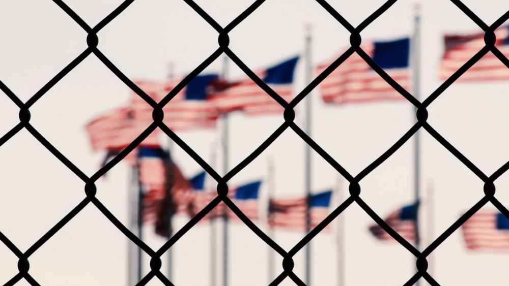 fenceflagsas