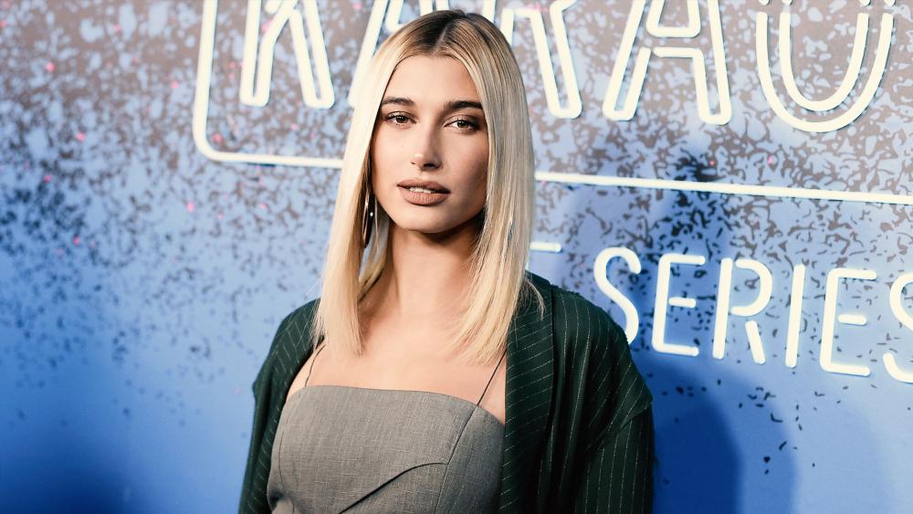 Hailey Baldwin AP