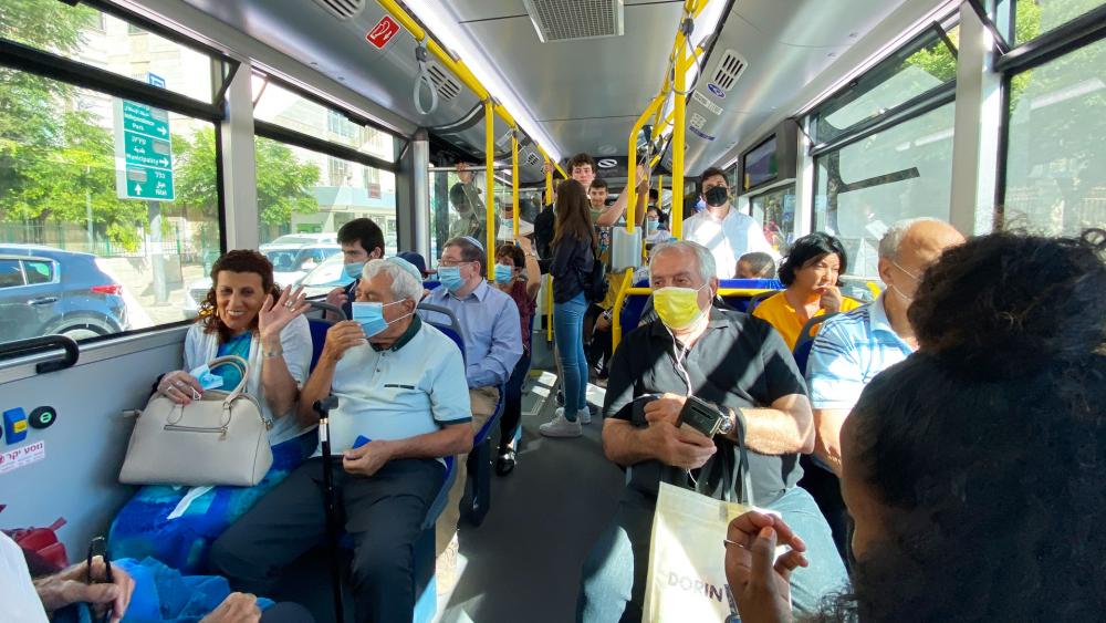 Israeli Bus Photo Credit: CBN News