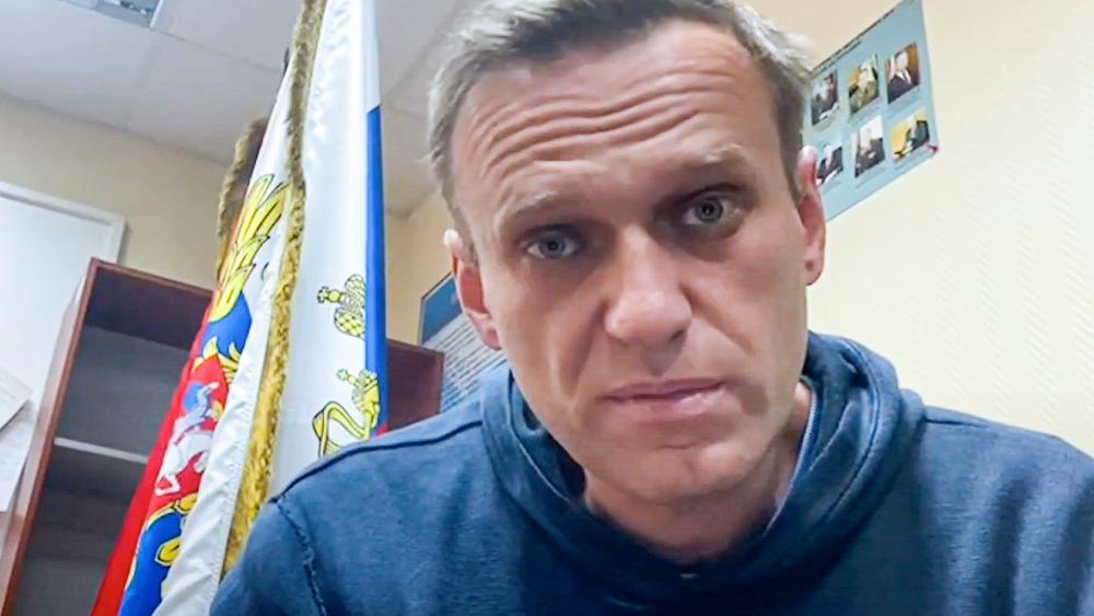 Russia Says Alexei Navalny, Political Leader Who Opposed Putin, Has ...