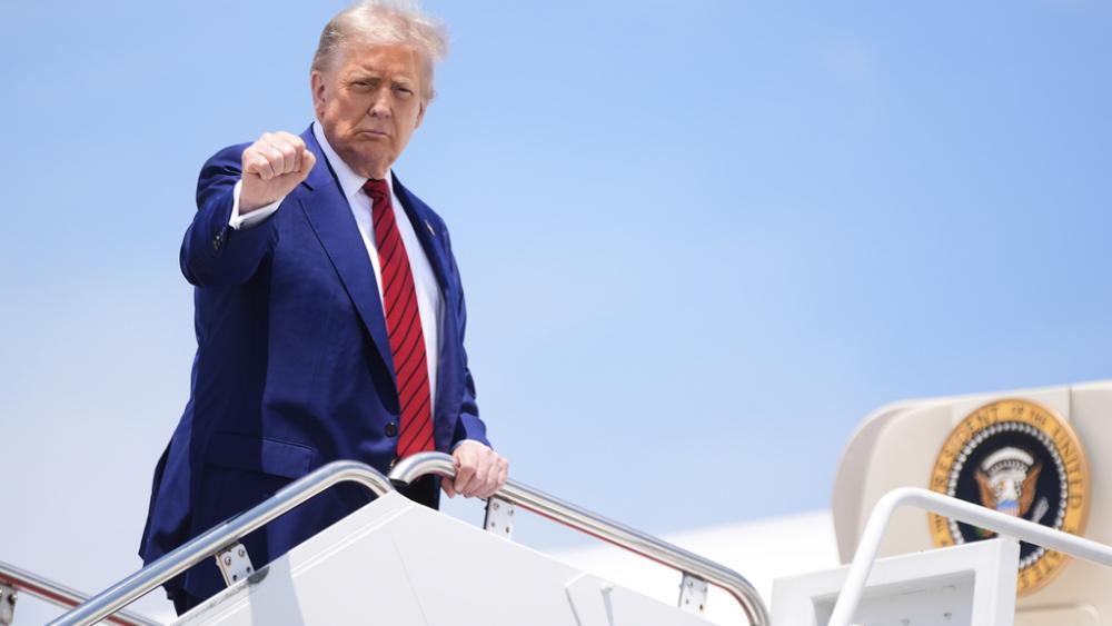 President Donald Trump boards Air Force One at Joint Base Andrews, Md., Friday, June 20, 2025. (AP Photo/Manuel Balce Ceneta)