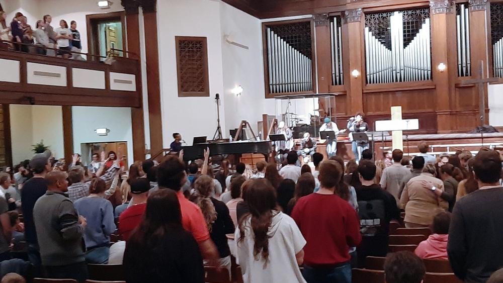 A revival has begun at Asbury University (Photo: Sheldon Livesay/Asbury University)