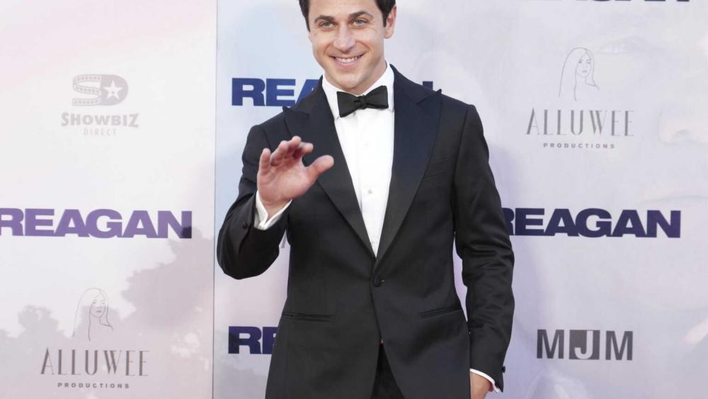 David Henrie