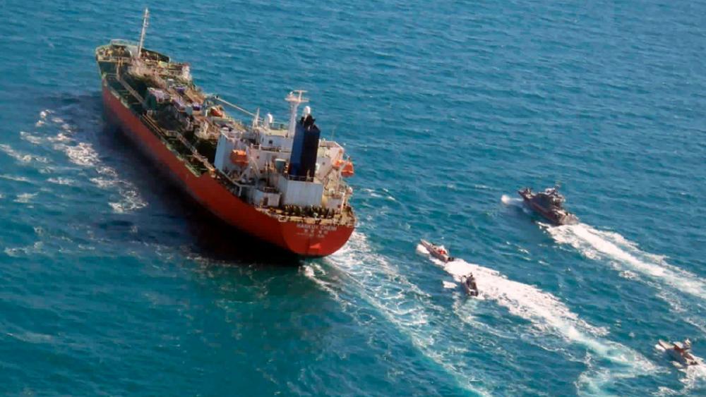 Iranian Revolutionary Guard captures South Korean-flagged tanker in Strait of Hormuz (Tasnim News Agency via AP, File)