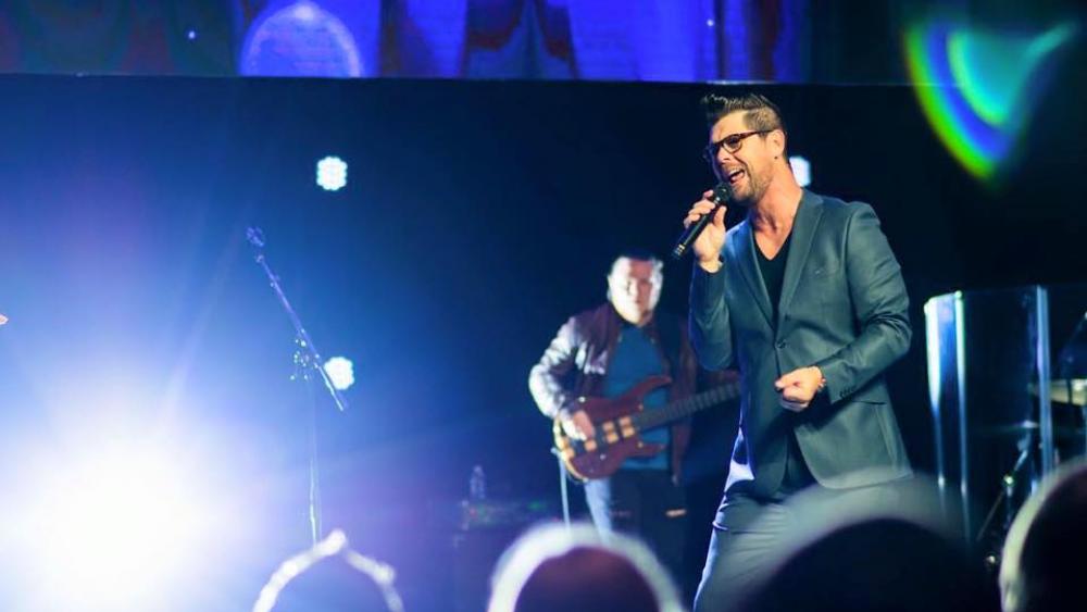 Gospel Singer Jason Crabb Performs New Song for Faithwire 'When I Turn