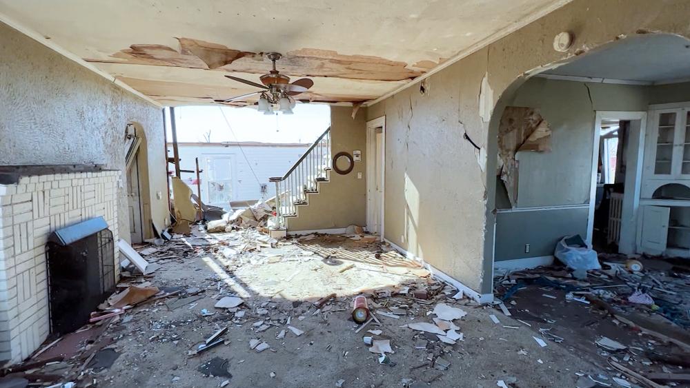 Kentucky tornado aftermath (Photo: screen capture)