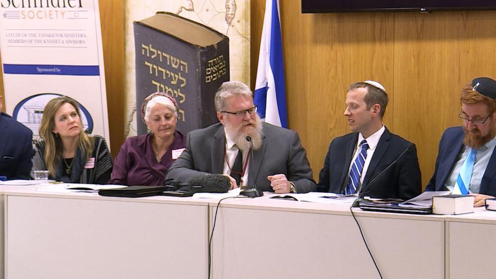 Jews and Christians Study the Bible at Israel&#039;s Knesset, Photo, CBN News