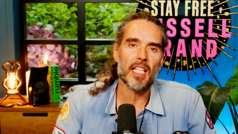 russell-brand-1536x859.png