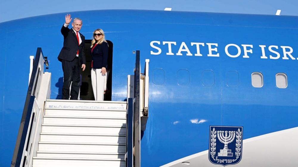 Israeli Prime Minister Benjamin Netanyahu and his wife Sara before departing for Washington, D.C., on a diplomatic visit, July 7, 2025. Photo Credit: Avo Ohayon, GPO.