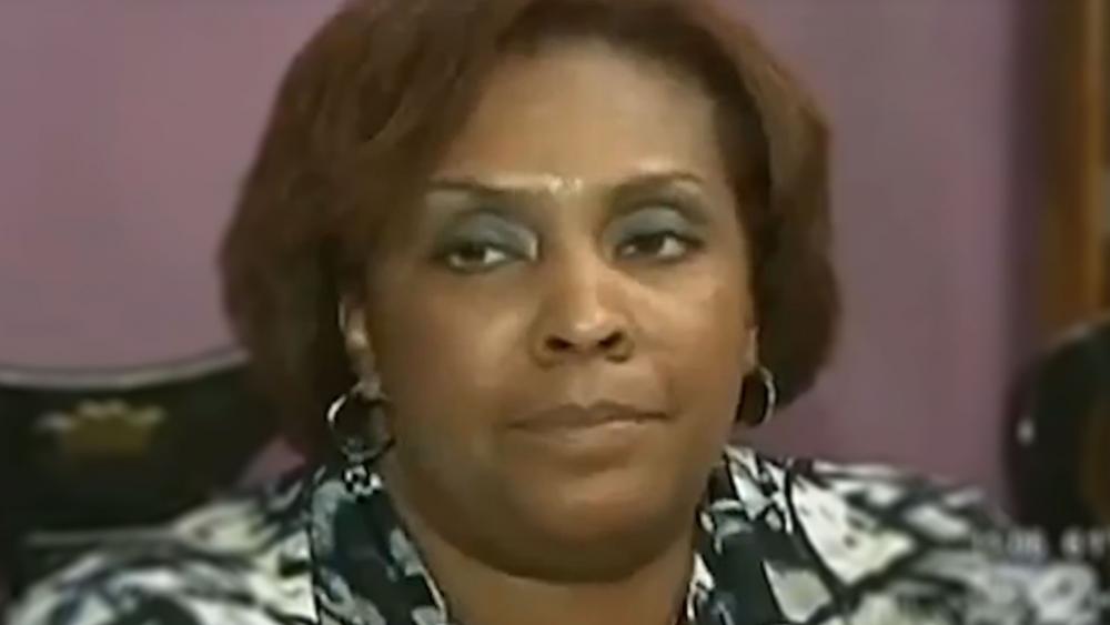 Photo Credit: nomvideofeed via YouTube Viki Knox