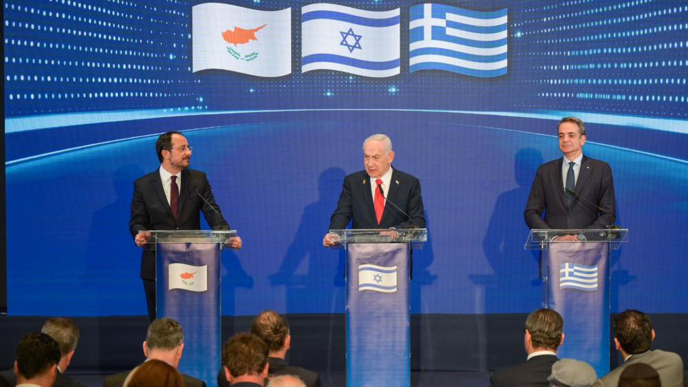 Israeli Prime Minister Benjamin Netanyahu, Greek Prime Minister Kyriakos Mitsotakis, and Cypriot President Nikos Christodoulides meet in Jerusalem for the 10th Trilateral Summit. Photo Credit: Ma'ayan Toaf (GPO).
